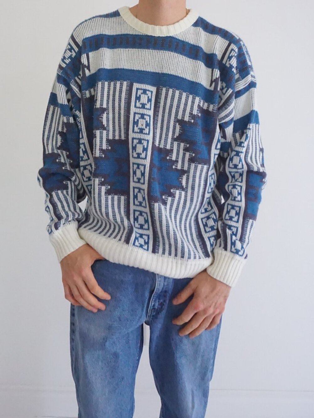 Vintage Sears Blue White Abstract Geometric Textured Knit Sweater Pullover L